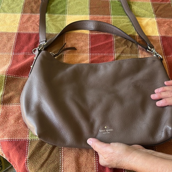 Kate spade bag. - Picture 2 of 10